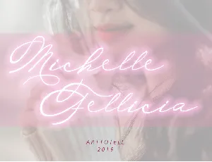 Michelle Fellicia Script font