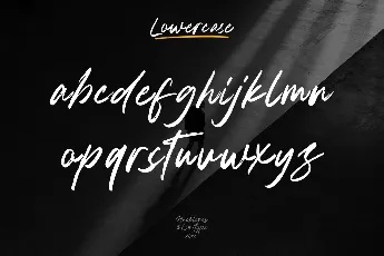 Hacklines DEMO font