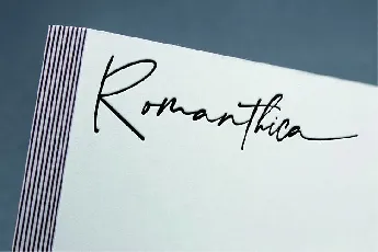 Romanthica font