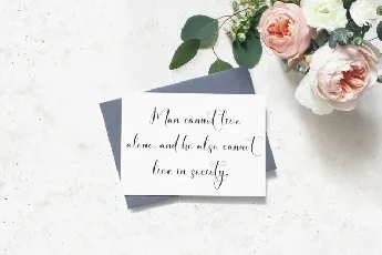 Samantha Flower Script font