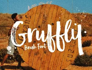 Gruffy Brush font