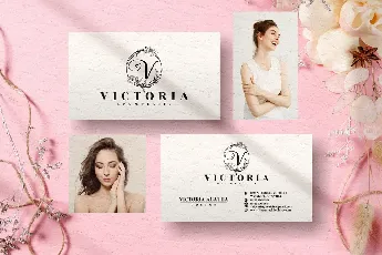 Delia Monogram font