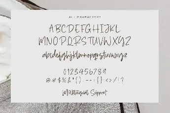 Smoky Diamond font