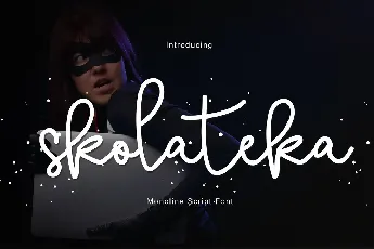 Skolateka Handwritten font