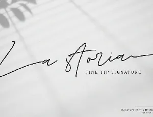 La storia Signature font