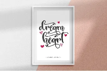 Dream Heart - Personal Use font