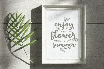 floristy Script font