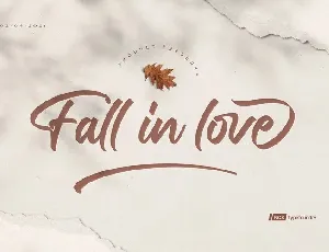 Fall in love Script font