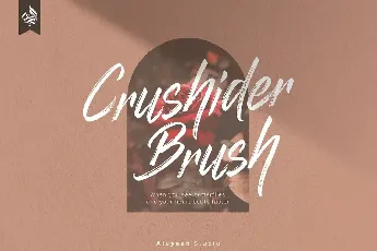 Crushider Brush font