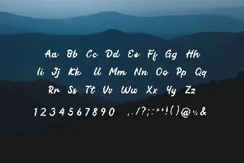 Monica Mirabelle font