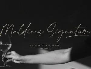 Maldives Signature font