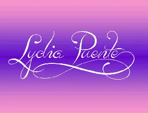 Lydia Puente font