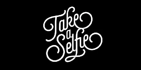 Selfie Family font