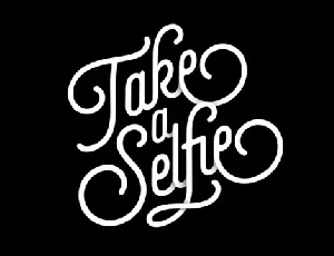 Selfie Family font