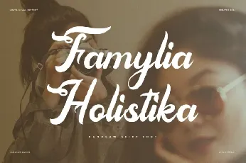 Famylia Holistika font