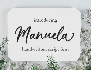 Manuela font