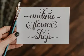 Santika Script font