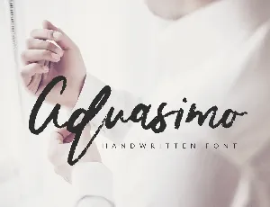 Aquasimo font