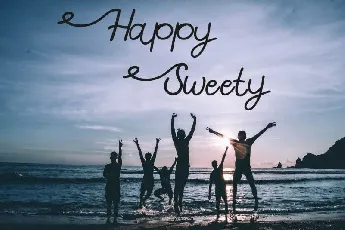 Happy Sweety Script font