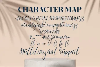 Fattia Script font