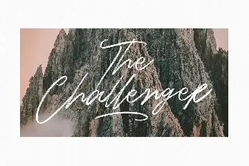 Hinterlands Signature Brush Font