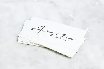 Ankara - The Realistic Signature font