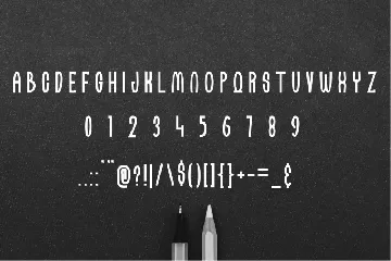 EsquiteNomo font