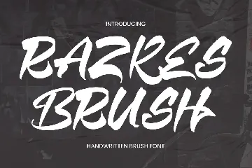 Razkes Brush Font