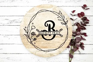 Rose - Monogram Font