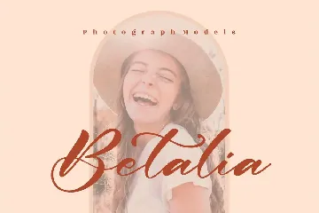 Betta Peach Script Font