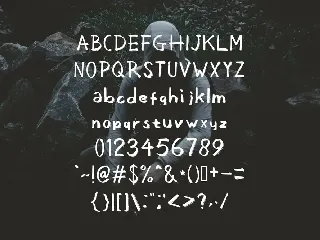 Weird Shadow Font