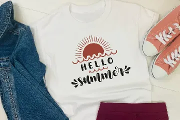 Beach Sunshine - Script Bouncy Font