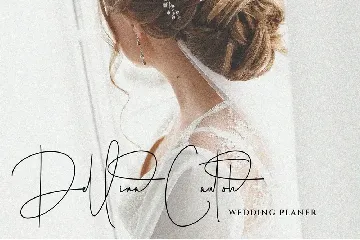 Hintterland Signature Font