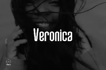 Veronica Display Typeface + Webfonts