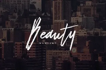 Dattsy Signature Brush Font