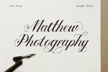 Noela Nestani - Copperplate Calligraphy Font