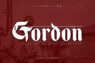 Gordon - Blackletter Font