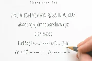 Esmonthy - Monoline Font