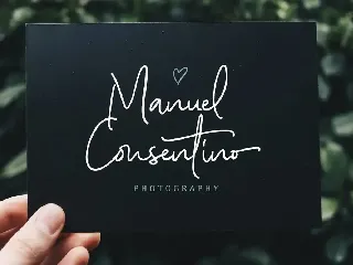 Scarlette Script font