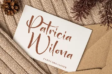 Palettia Beauty Handwritten Font