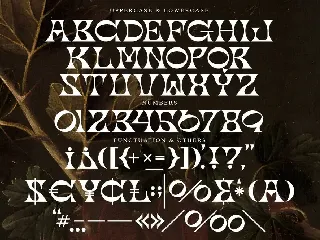 Kinande Display Typeface font