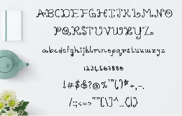 Varshuma - Handwritten Swirly Fun Font